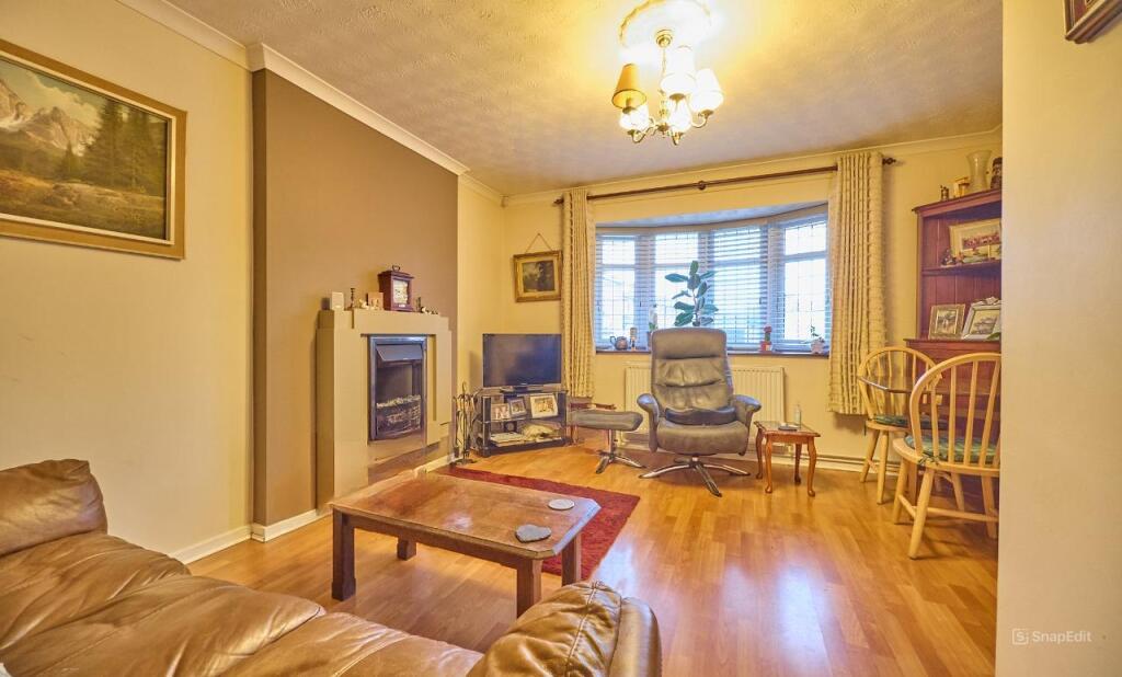 Front Lounge