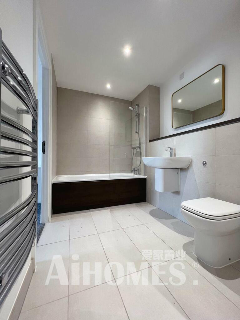 bathroom2