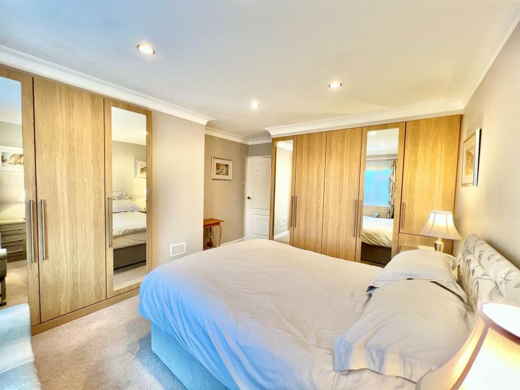 PHOTO-2024-01-23-22-16-54 (23).jpg