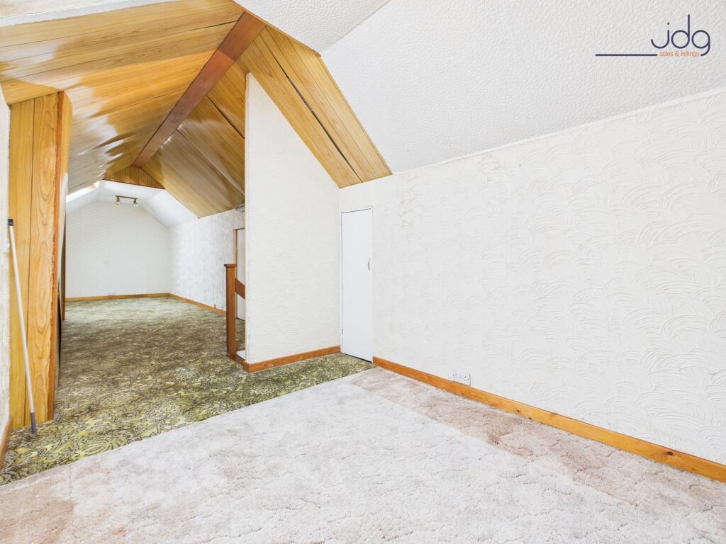 Upstairs Open Plan with plenty of Eaves storage and room for conversion!