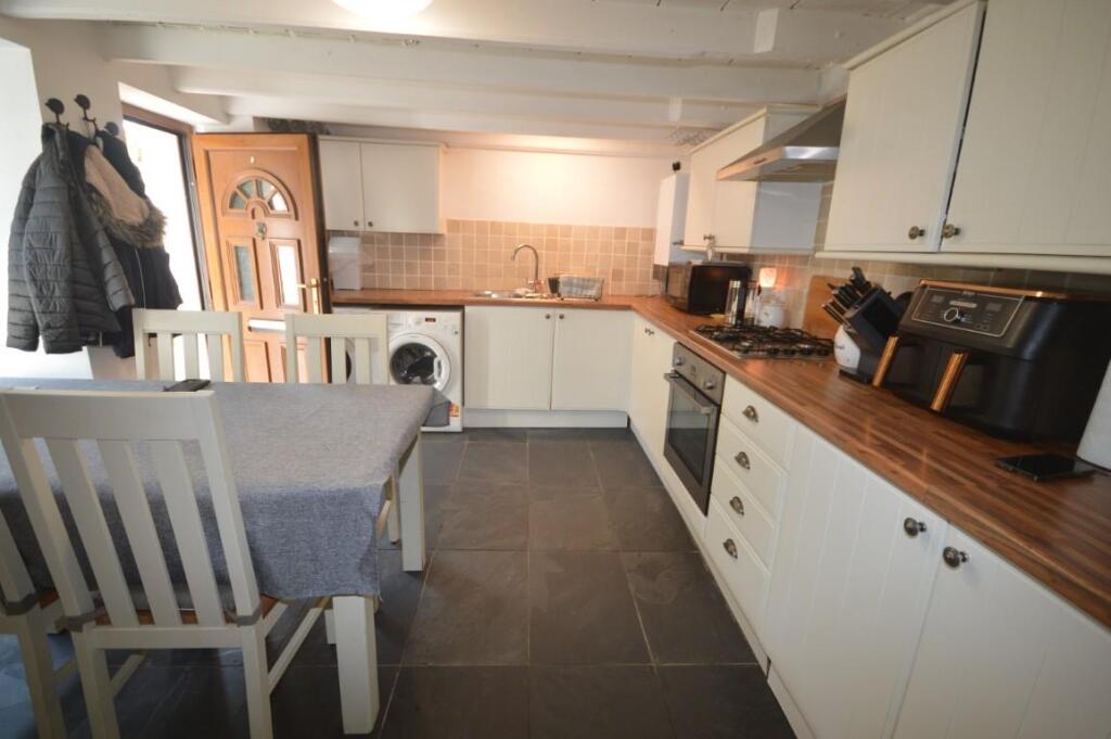 DSC_0060 (Medium).JPG