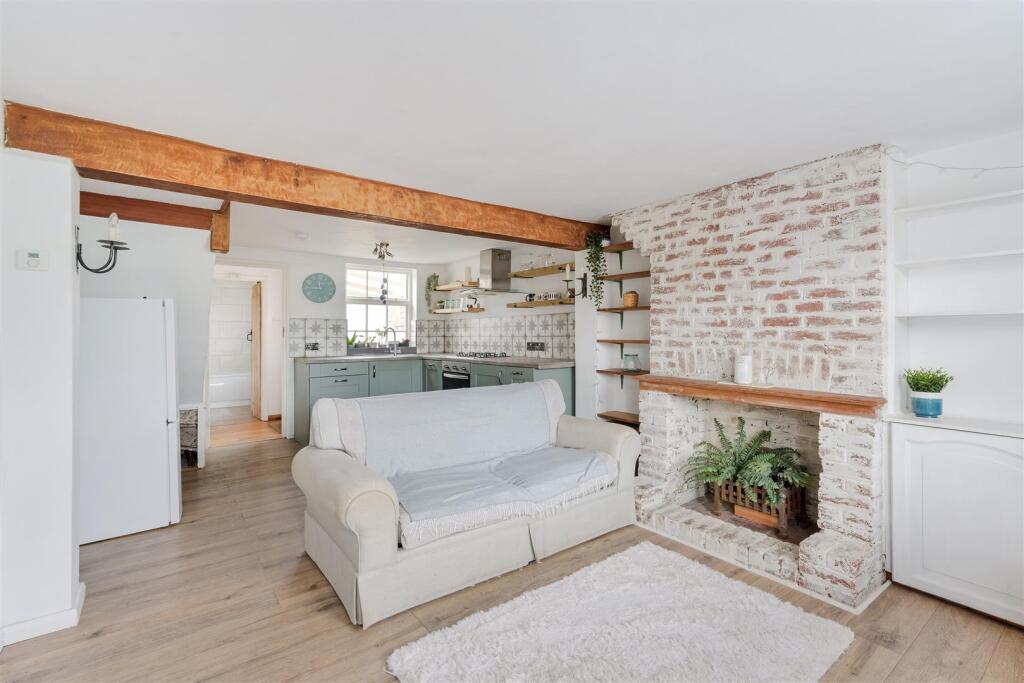 MINT COTTAGES, 2 (16).jpg