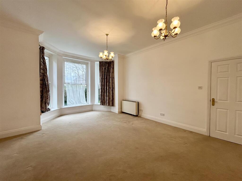 Living room.jpeg