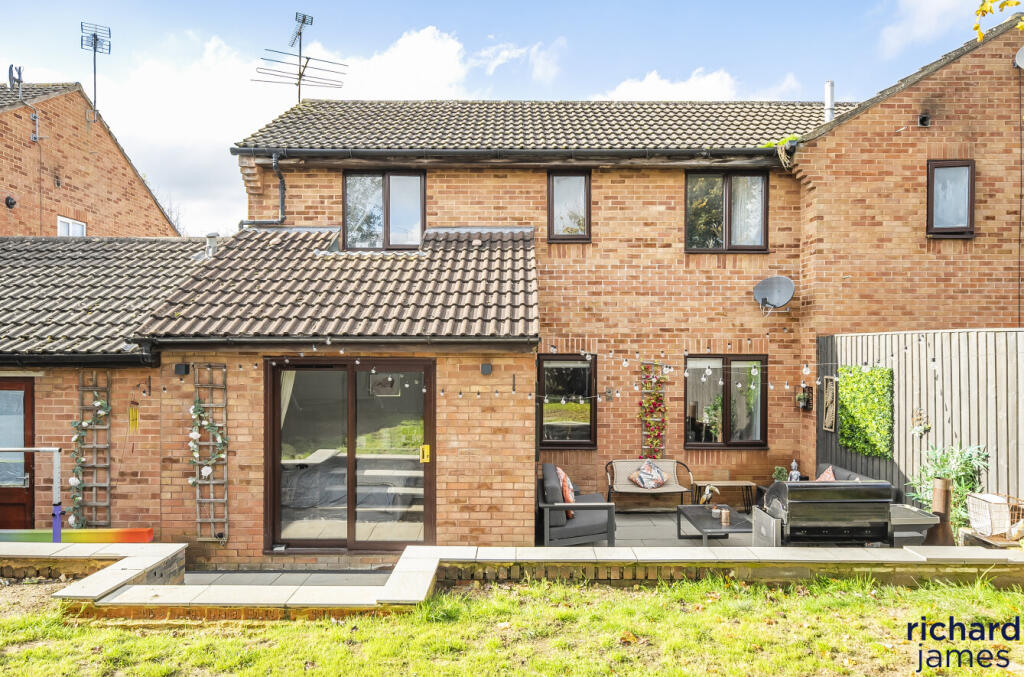 a5c7074b-82bd-42f...