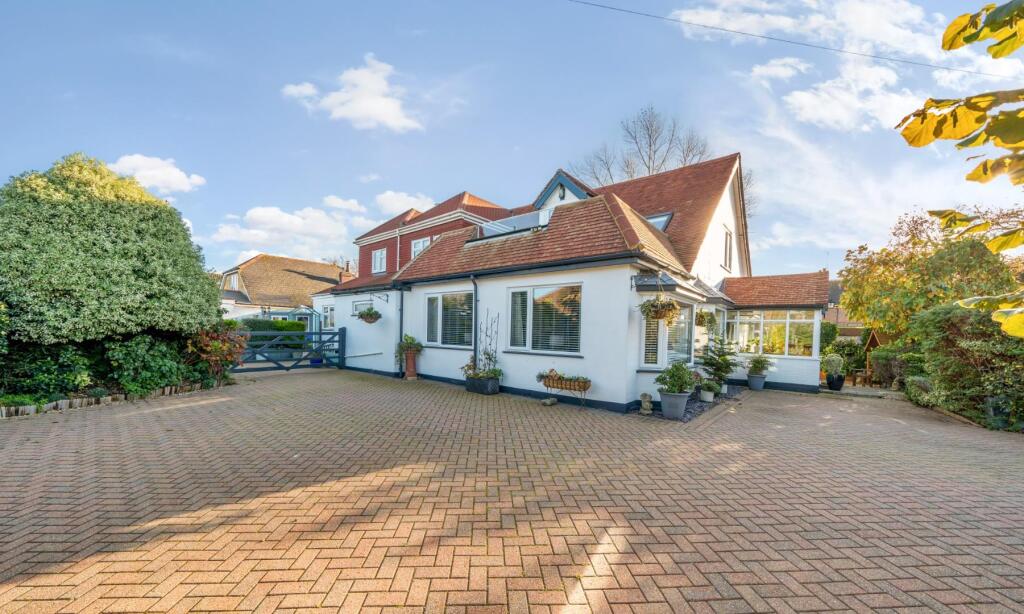 1217588 (23) cropped.jpg