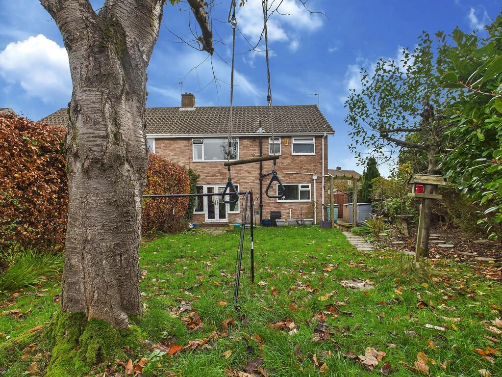 CAM04273G0-PR0217...