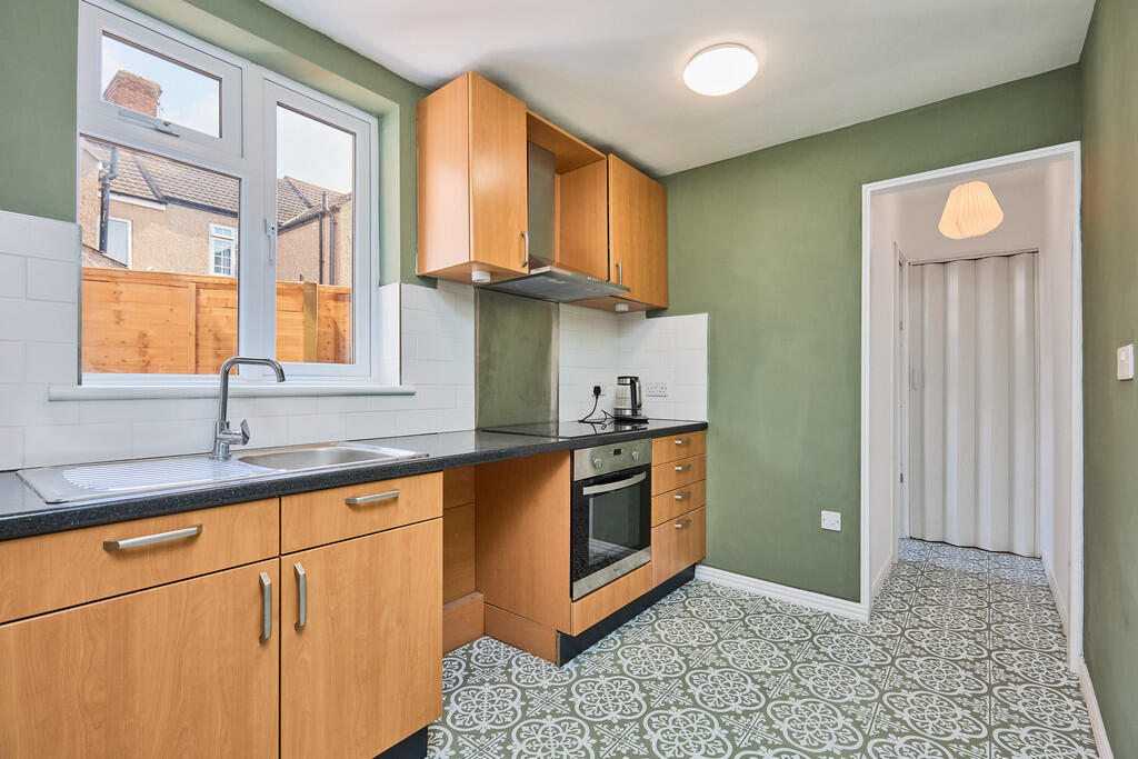 Edward Knight 202...