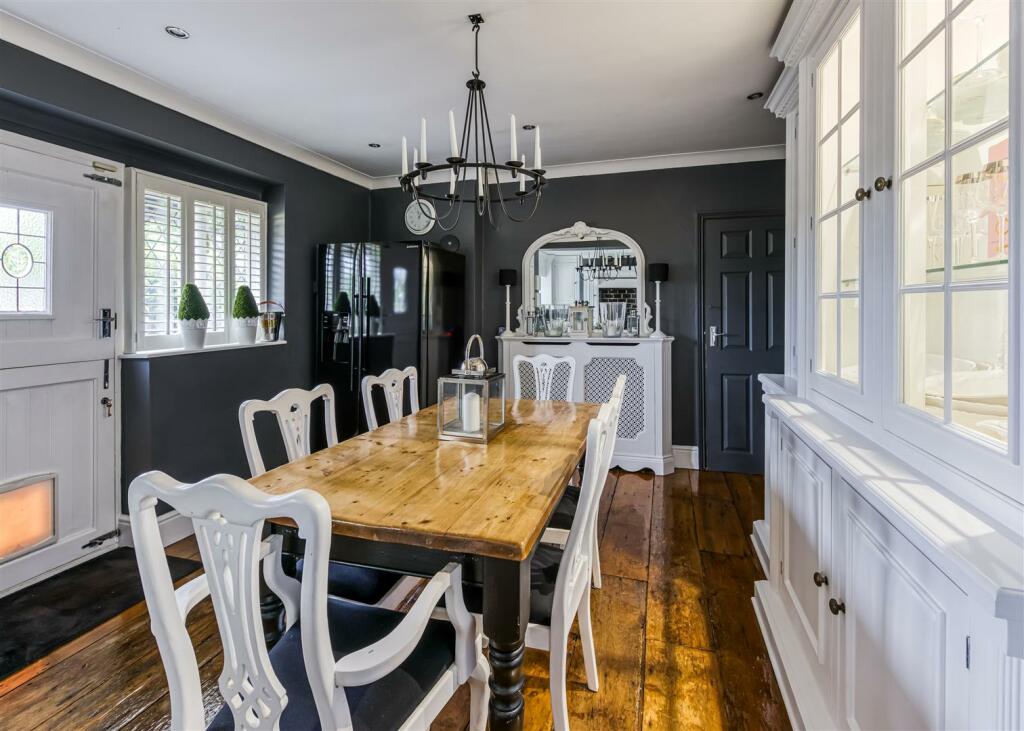 Pennygate-kitchen4.jpg