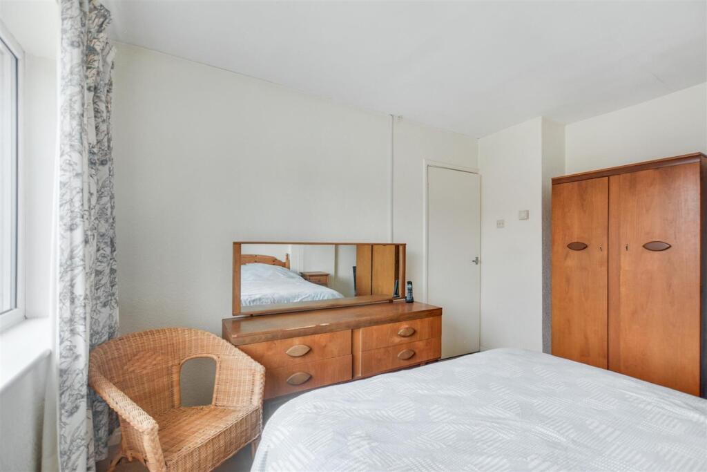 Bedroom 2_2.jpeg