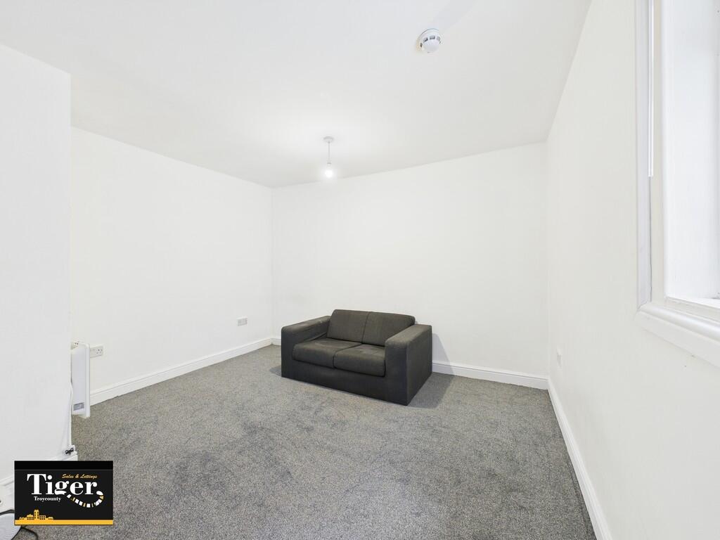 CAM03440G0-PR0299...