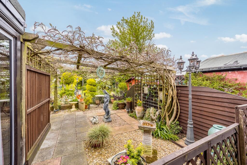 238 Broadgate (Weston)-10