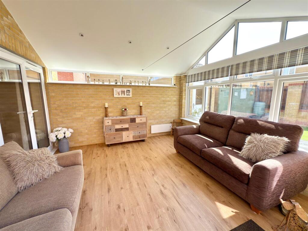 GARDEN ROOM MAIN.jpg