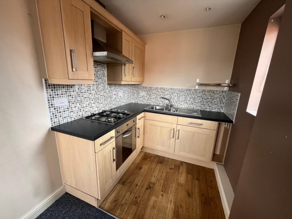 Kitchen (2)