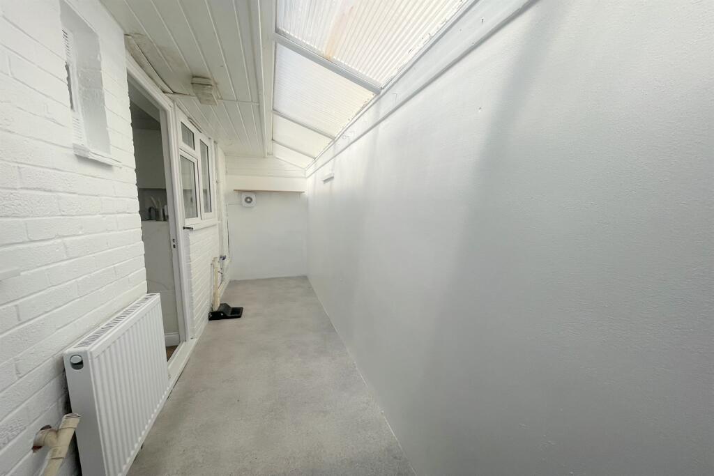 Utility room off the