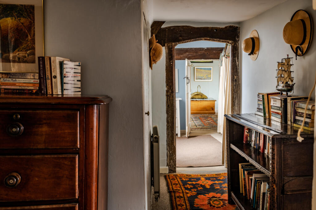 265414 - OM-hr-4.jpg