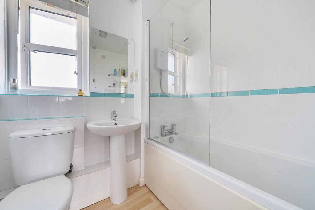 1330520-18-688a3f7753255