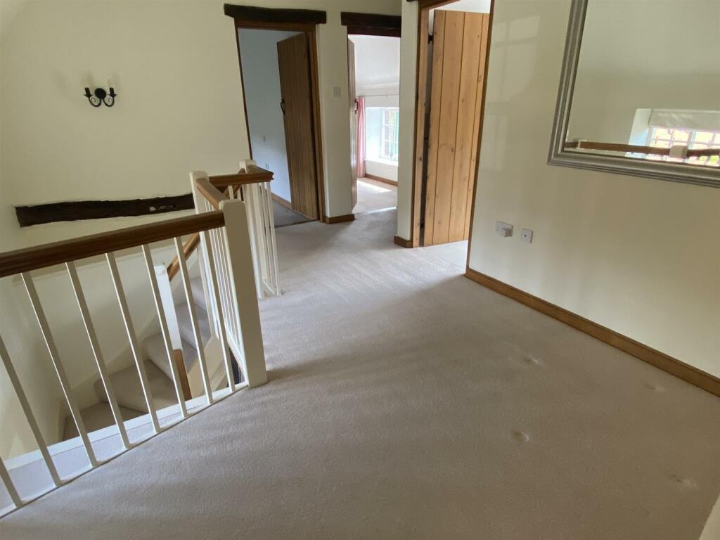 Stairs &amp; landing