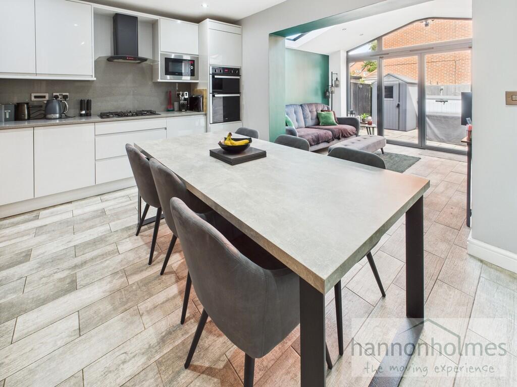 CAM05283G0-PR0062...