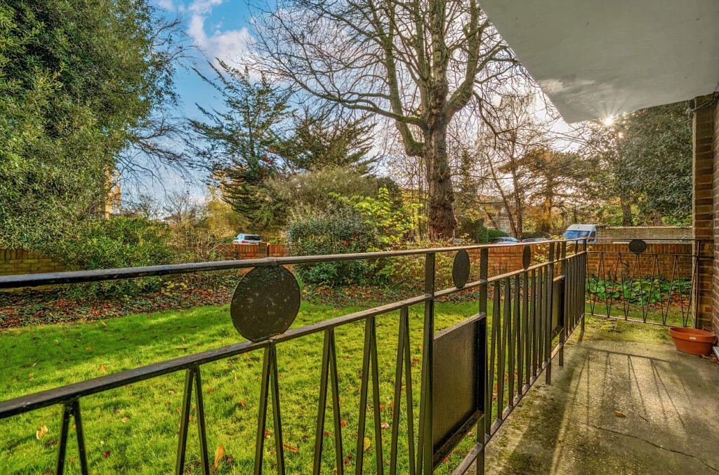 1385851-18-692ed4...