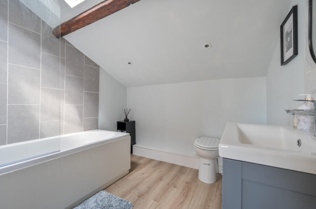 1316033-21-6863c7...