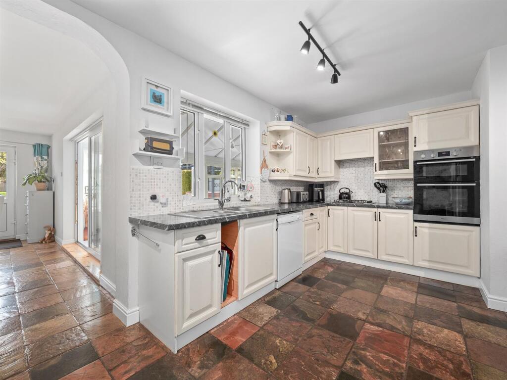 79 Aston Cantlow Rd-31.jpg