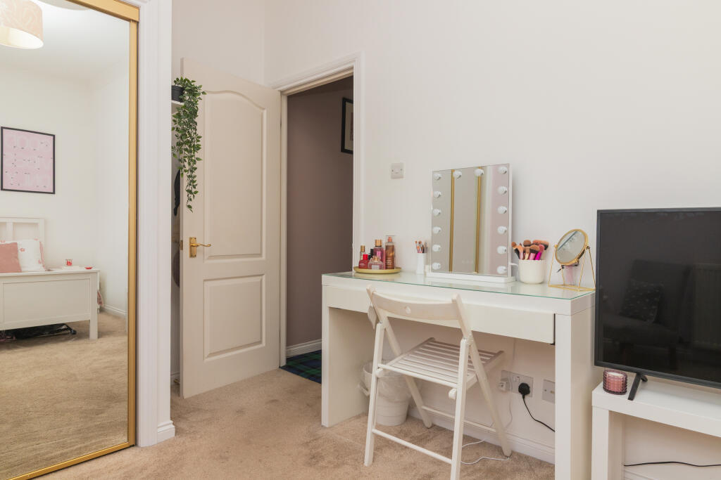 Flat 2 Braids Court  Paisley PA2 6HR-11