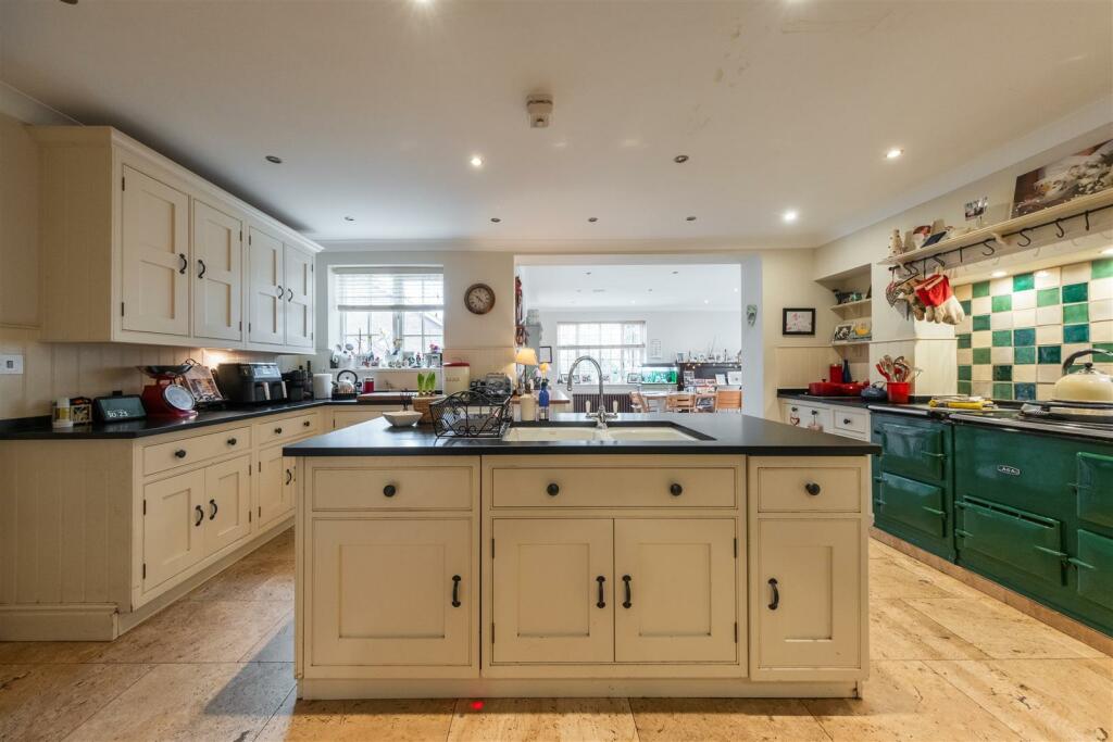 Summerhill-003.jpg