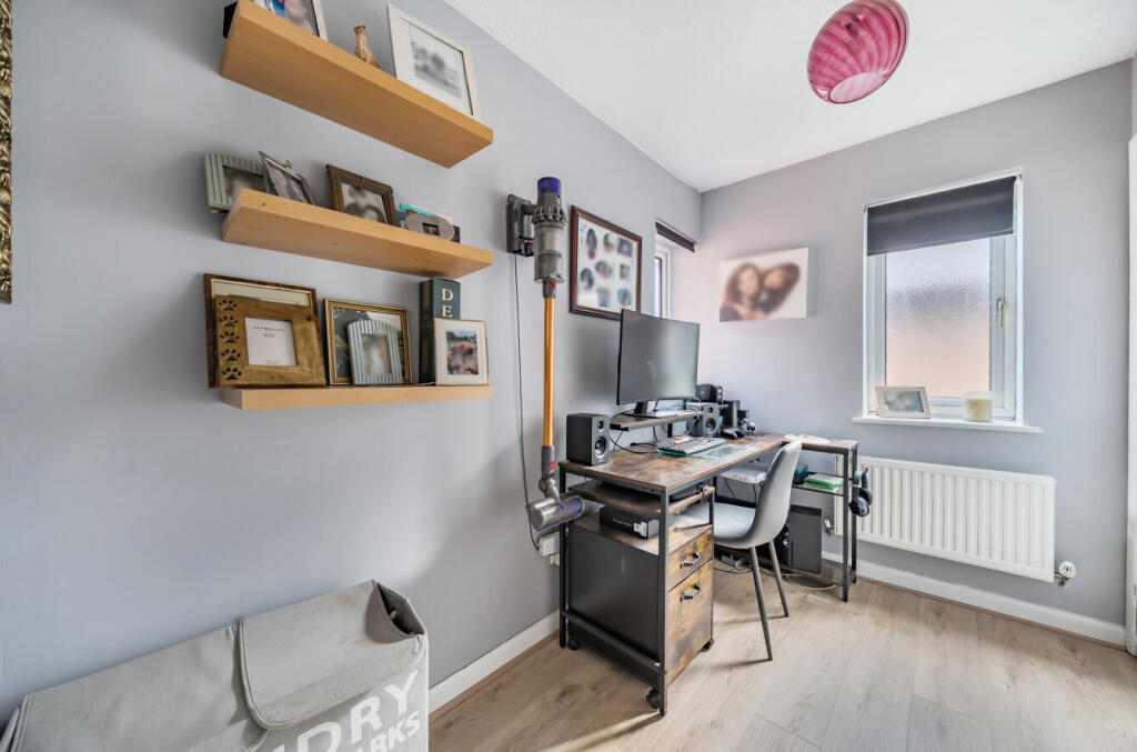 1371505-21-6904dc...