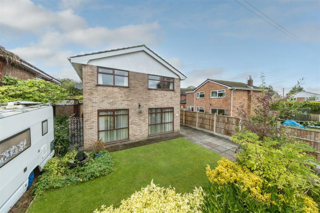 2 St Michaels Close-039.jpg