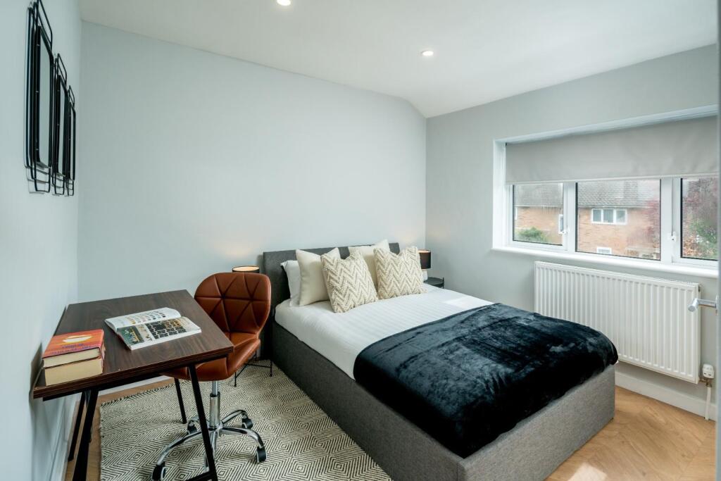 Bedroom.jpg