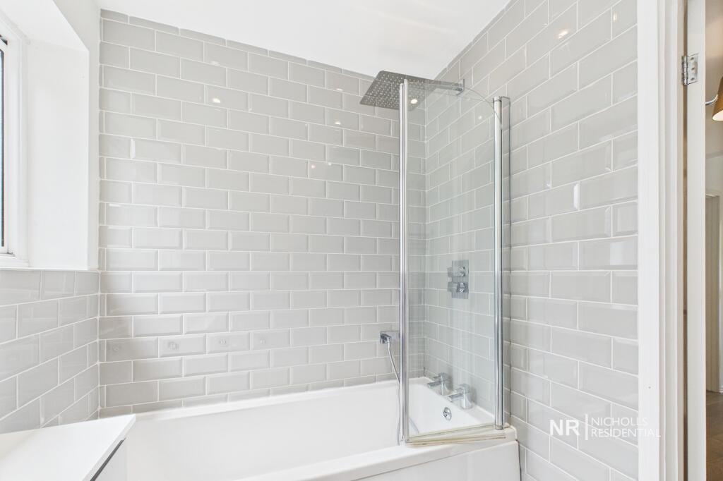 Bathroom Extra Photo