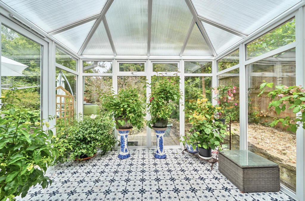 1305290-15-6846d4...