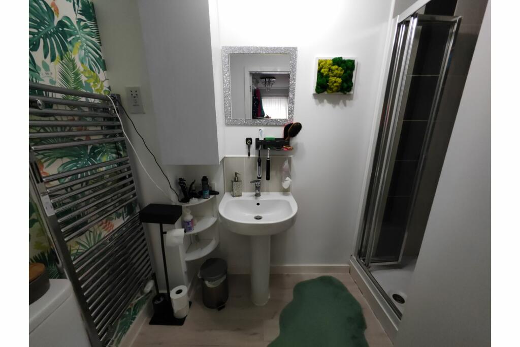 En-suite Shower Room