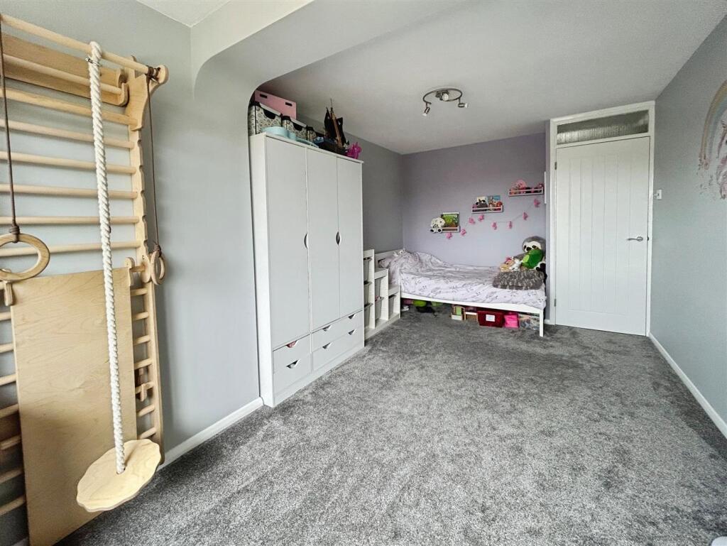 9f5aa94d-7D-4870-8196-D477D1370B18-836-0000001E79D