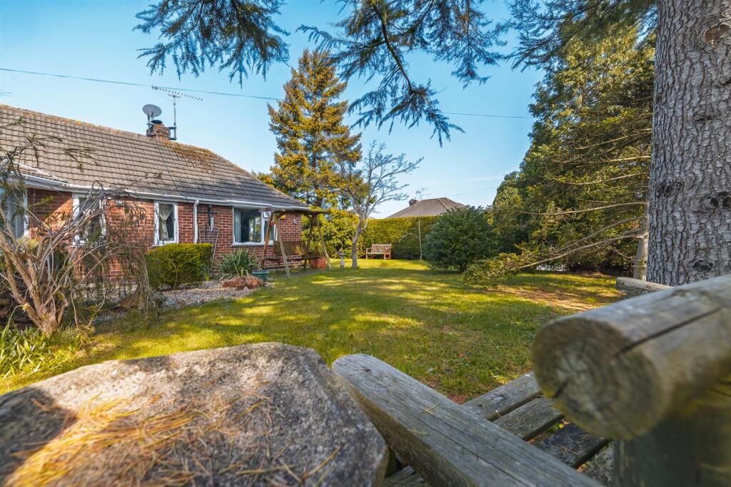 38 Waterford Dr-53.jpg