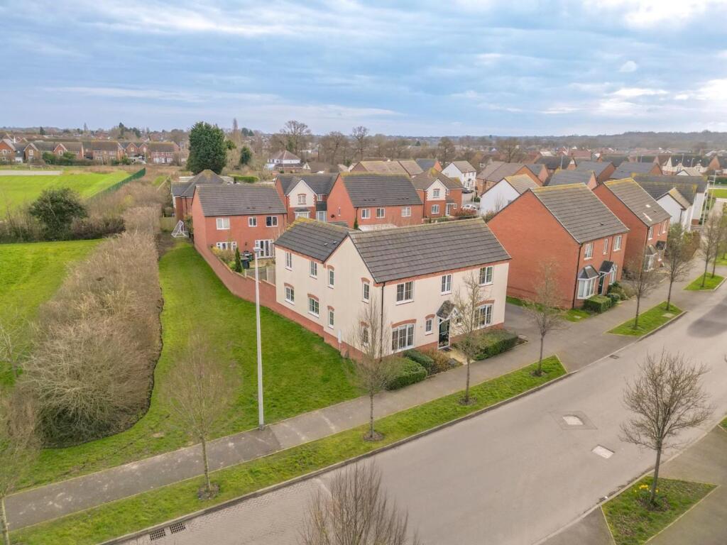 Lower Farm Way - Image-8-.jpg