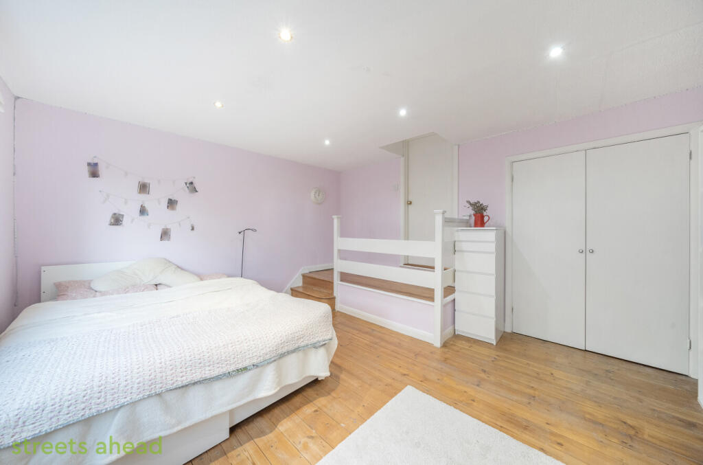 004edab4-ce12-437...