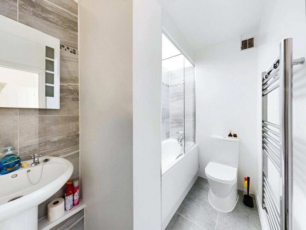 Bathroom 2