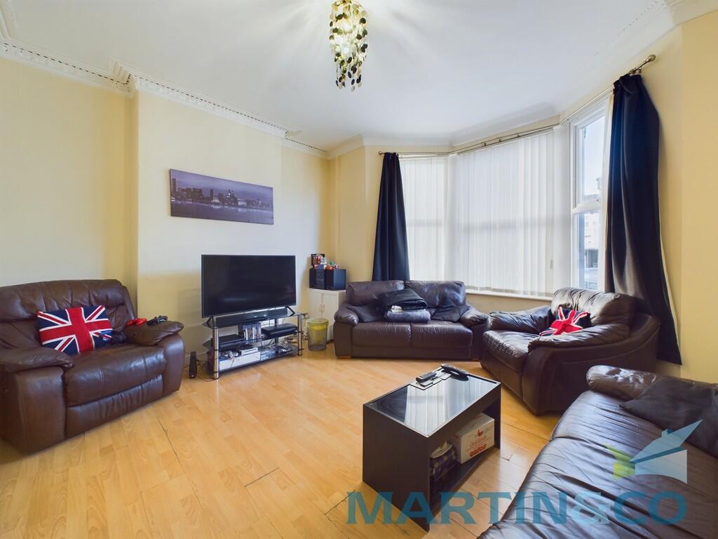 CAM01870G0-PR0152...