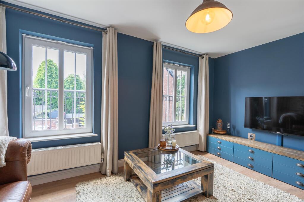 36 Regency Walk-17.jpg