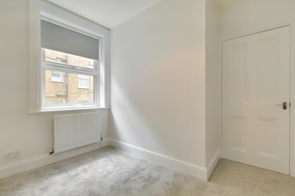 6.bedroom 2.jpg