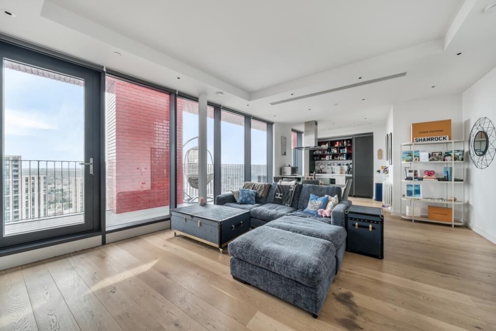 1339565-9-6895df7...