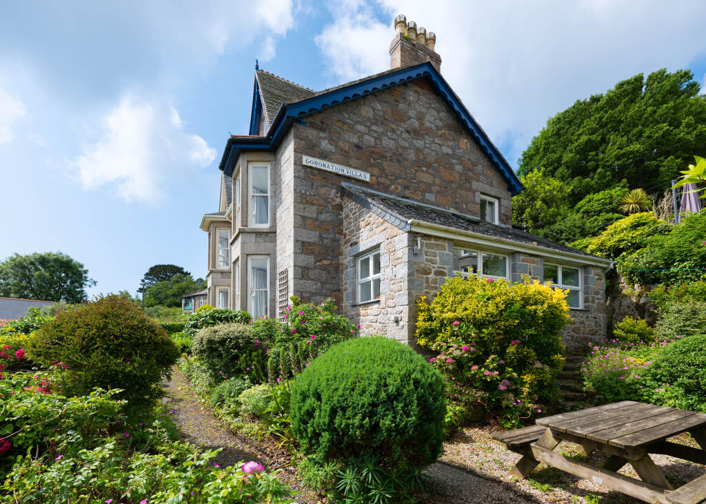 House &amp; Garden