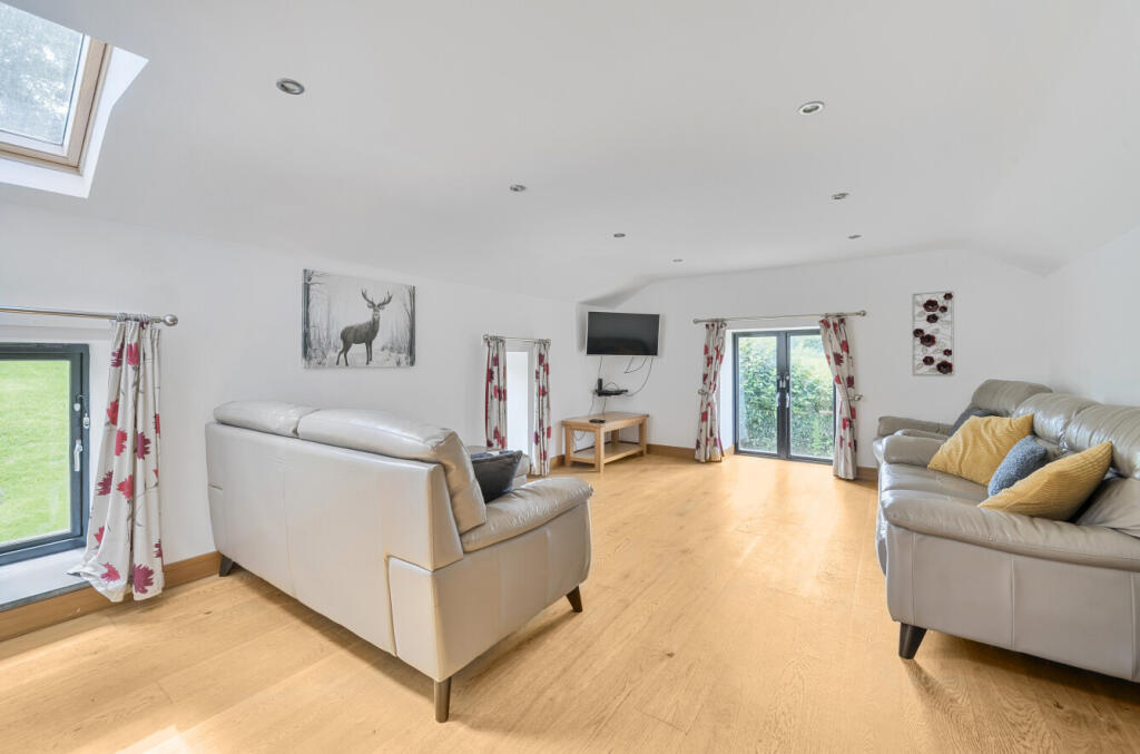 1316266-37-685ec2...