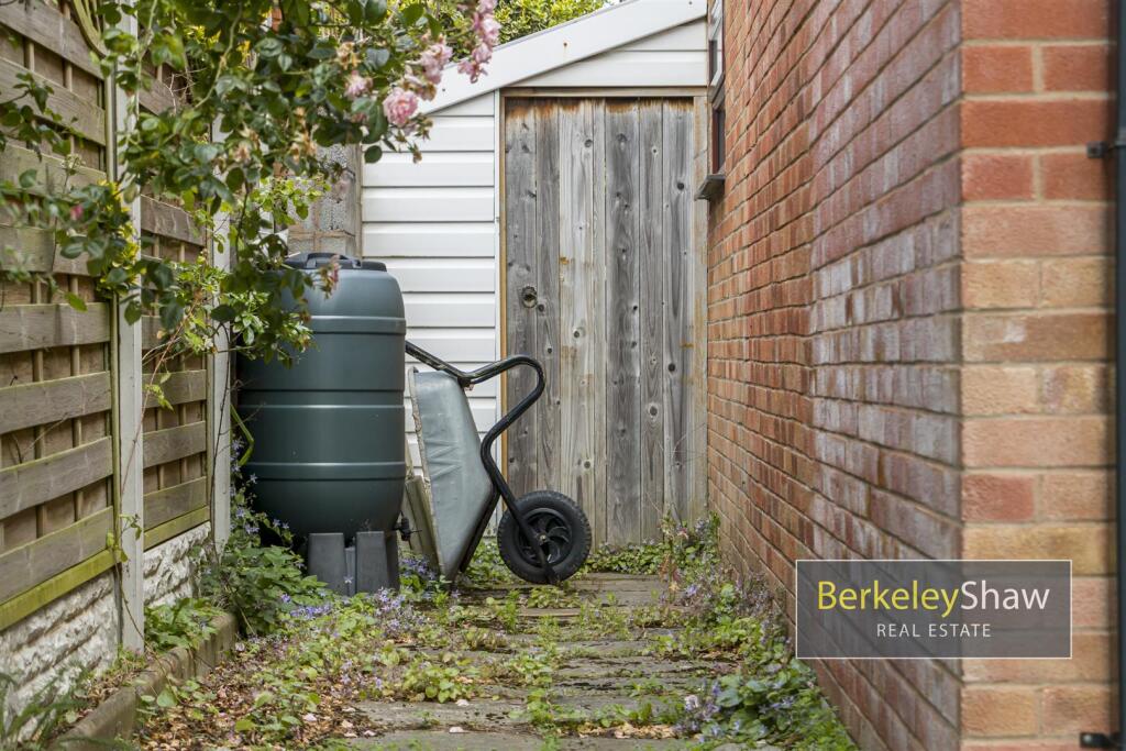 53 Wicks Lane Formby L372YD 045.jpg