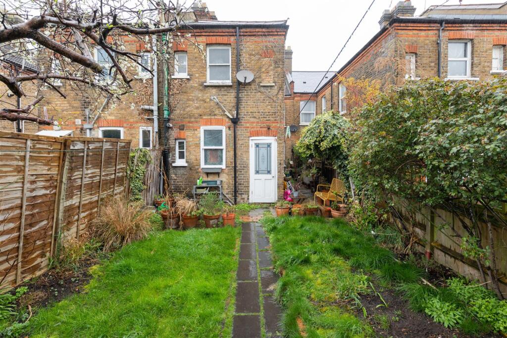 Chewton Road, E17