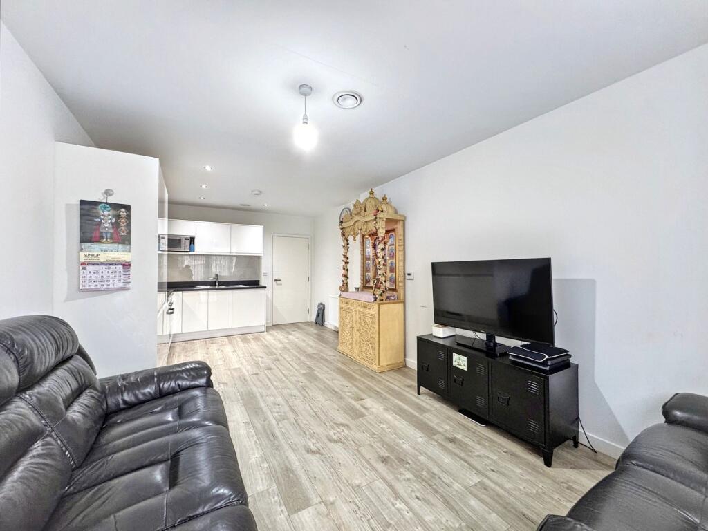 Open plan lounge and kitchen