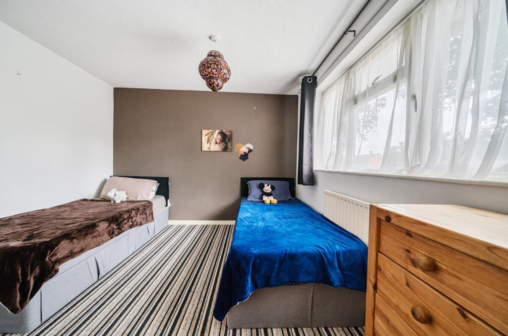 1335030-14-68b1af...