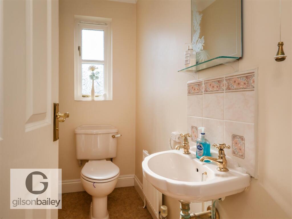 1bHillsideAvenue-42.jpg