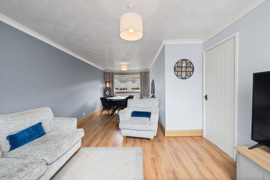 Lounge / Dining Room